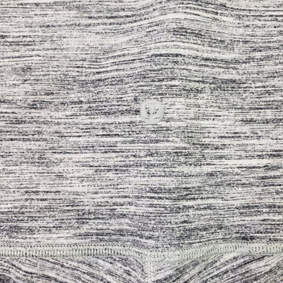 Lululemon Heathered Gray Crop Leggings Size 4 - Picture 6 of 6